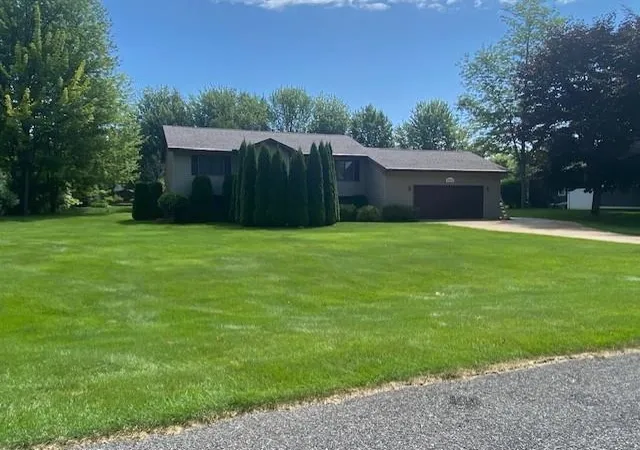 2nd image of 6845 W Harbor Dr, Elk Rapids, MI 49629 | MLS# 78080071826