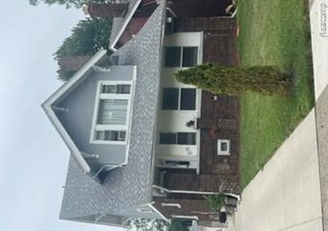 Photo 1 of Sale Pending at 576 Lakewood St, Detroit, MI 48215 | MLS# 20261060340 | Listing updated on 2026-08-22