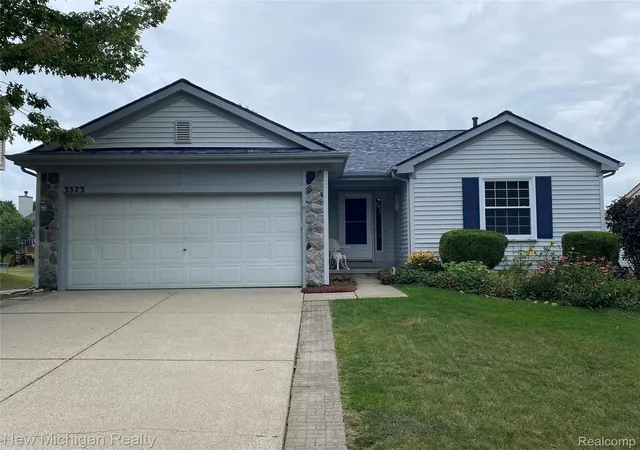 1st image of 3373 Herrington Dr, Holly, MI 48442 | MLS# 20261060363