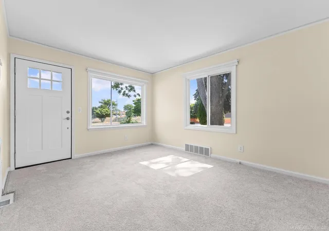 Photo 3 of Single family home for sale at 20626 Ridgemont Rd, Harper Woods, MI 48225 | MLS# 58050217065 | Listing updated on 2026-08-04