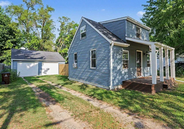 1st image of 703 N Henry St, Mount Pleasant, MI 48858 | MLS# 79080071828