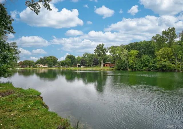 4th image of 6291 Westview Dr, Grand Blanc, MI 48439 | MLS# 20261060379