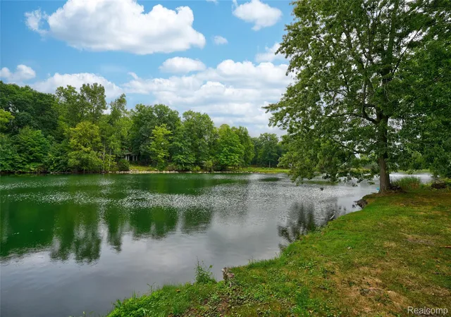 5th image of 6291 Westview Dr, Grand Blanc, MI 48439 | MLS# 20261060379