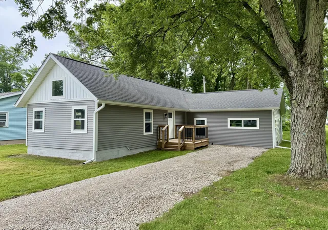 1st image of 24249 Draper Dr, Sturgis, MI 49091 | MLS# 65026040093