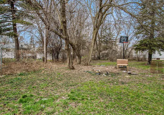 16th image of 1941 Walcott St, Saginaw, MI 48601 | MLS# 66026040094