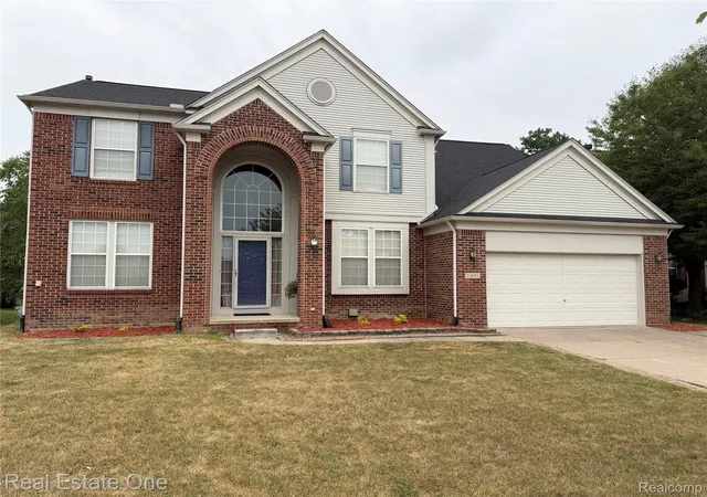 Photo 1 of Sale Pending at 33693 Stonecrest Dr, Sterling Heights, MI 48312 | MLS# 20261060389 | Listing updated on 2026-09-13