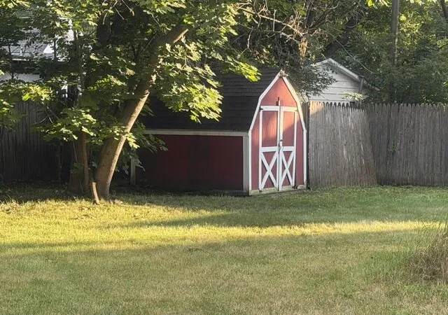 4th image of 28 W Post St, Newaygo, MI 49337 | MLS# 72026040096