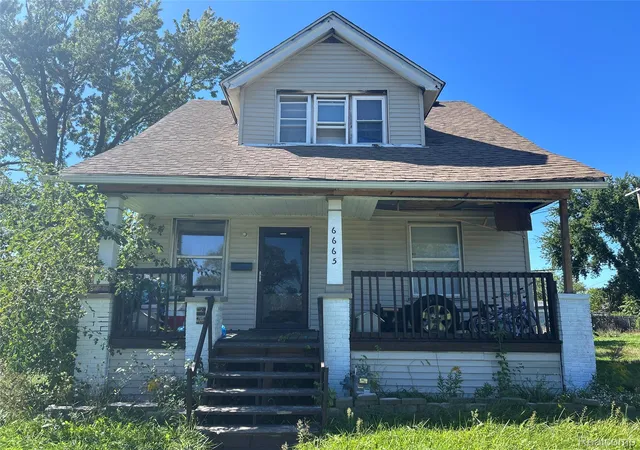 Photo 1 of Sale Pending at 6665 Holcomb St, Detroit, MI 48213 | MLS# 20261060392 | Listing updated on 2026-10-27