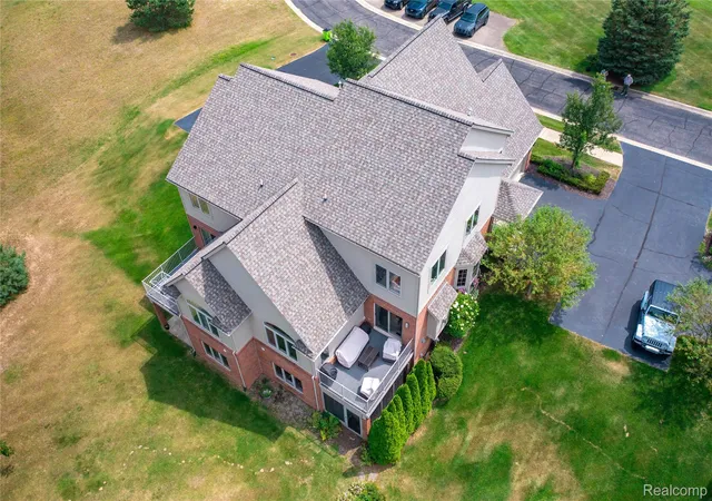 Photo 5 of Condo for sale at 1160 Alissa Marie Dr, Highland, MI 48357 | MLS# 20261060407 | Listing updated on 2026-08-05