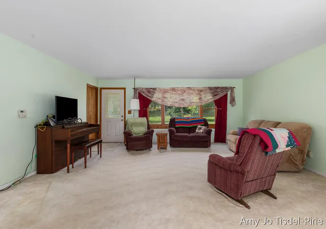 3rd image of 4547 Wellman Rd, Parma, MI 49269 | MLS# 65026040109