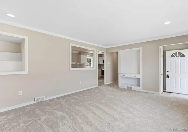 Photo 3 of Single family home for sale at 21508 Lanse St, Saint Clair Shores, MI 48081 | MLS# 20261060456 | Listing updated on 2026-09-28