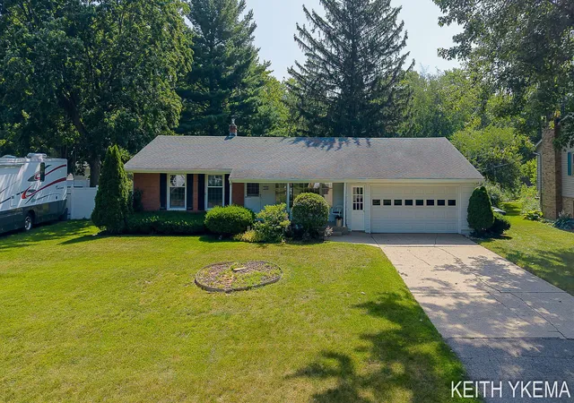 1st image of 7296 Sunset Ave, Jenison, MI 49428 | MLS# 65026040128