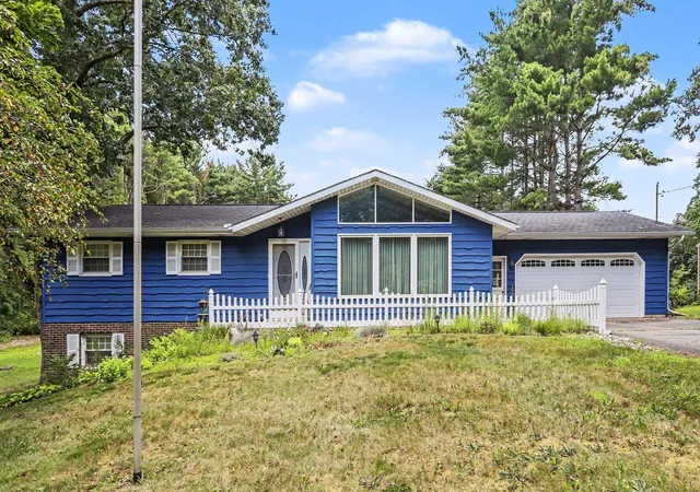 Photo 2 of Single family home for sale at 8374 W Q Ave, Mattawan, MI 49071 | MLS# 66026040126 | Listing updated on 2026-08-25