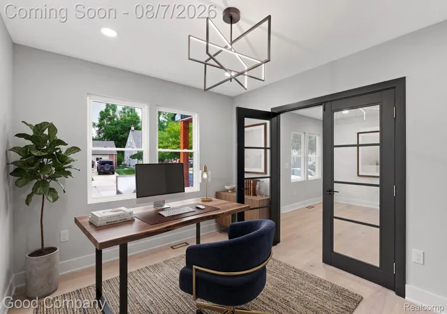 3rd image of 1722 Roszel St, Royal Oak, MI 48067 | MLS# 20261060467