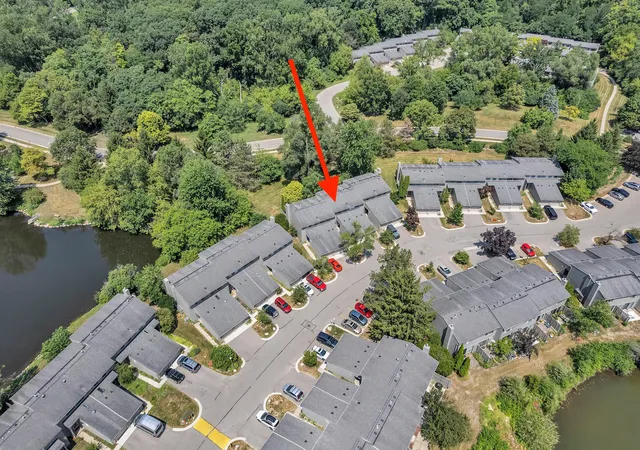 2nd image of 753 Peninsula Ct #305, Ann Arbor, MI 48105 | MLS# 81026040133