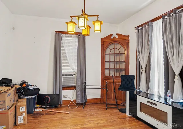Photo 3 of Single family home for sale at 824 Franklin St, Kalamazoo, MI 49001 | MLS# 61050217104 | Listing updated on 2026-09-08