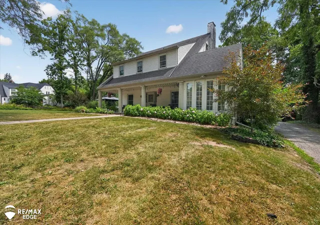 Photo 4 of Single family home for sale at 2741 Westwood Pkwy, Flint, MI 48503 | MLS# 5050217105 | Listing updated on 2026-09-03