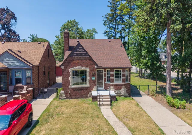 Photo 1 of Sale Pending at 941 N Melborn St, Dearborn, MI 48128 | MLS# 20261060481 | Listing updated on 2026-08-21