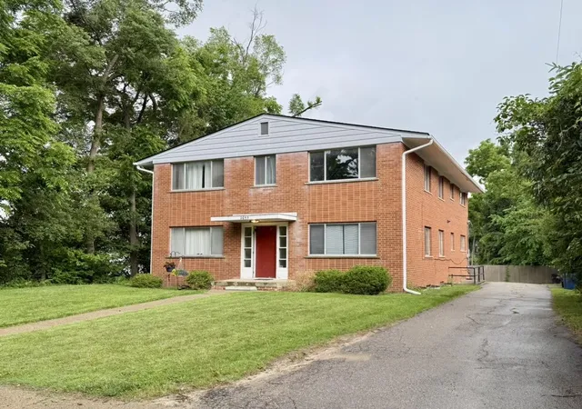 1st image of 2053 Abbott Ave, Ann Arbor, MI 48103 | MLS# 81026040134