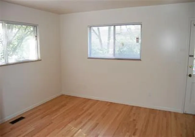 Listing Photo 4 - Condo for sale in building located at 2053 Abbott Ave, Ann Arbor, MI 48103