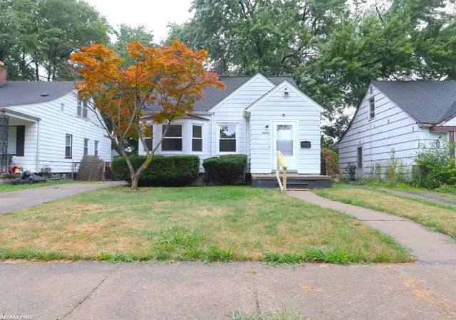 4th image of 18954 Kingsville St, Harper Woods, MI 48225 | MLS# 58050217106