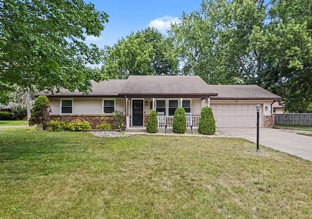 Photo 2 of Single family home for sale at 361 Rainbow Dr, Saint Joseph, MI 49085 | MLS# 53026040146 | Listing updated on 2026-08-10
