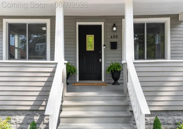 Photo 4 of Single family home for sale at 460 W Chesterfield St, Ferndale, MI 48220 | MLS# 20261060524 | Listing updated on 2026-09-24