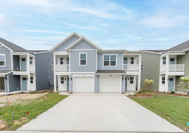 1st image of 918 Indiana Ave #16, South Haven, MI 49090 | MLS# 69026040152