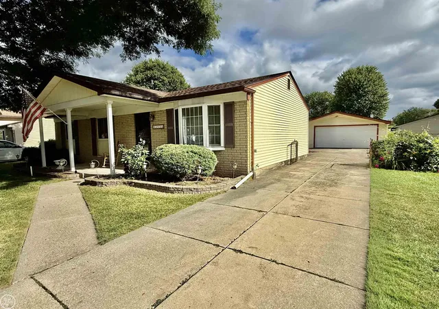 Photo 2 of Single family home for sale at 32634 Coach Dr, Chesterfield, MI 48047 | MLS# 58050217120 | Listing updated on 2026-08-03
