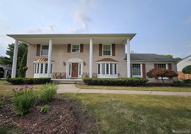 2nd image of 1114 Chaffer Dr, Rochester Hills, MI 48306 | MLS# 20261060539