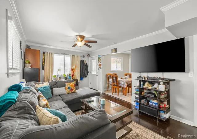 4th image of 2378 River Dr, Lincoln Park, MI 48146 | MLS# 20261060546