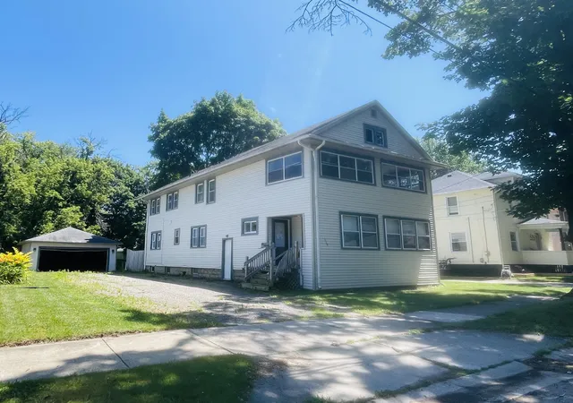 1st image of 519 Seymour Ave, Jackson, MI 49202 | MLS# 55026040160