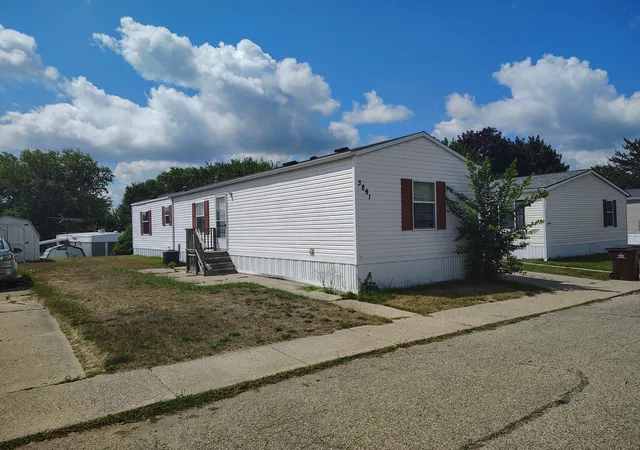 Photo 1 of Single family home for sale at 3891 Casper Ave Nw, Grand Rapids, MI 49544 | MLS# 65026040169 | Listing updated on 2026-08-25
