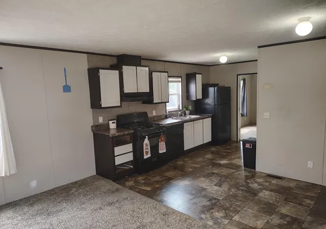 Photo 3 of Single family home for sale at 3891 Casper Ave Nw, Grand Rapids, MI 49544 | MLS# 65026040169 | Listing updated on 2026-08-25