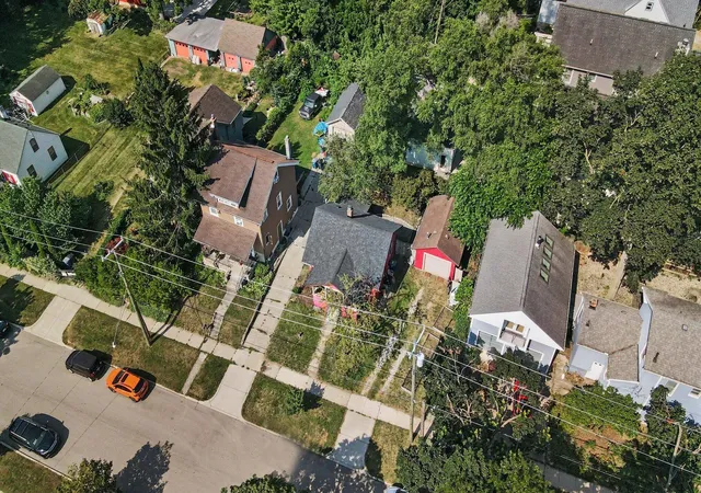 24th image of 723 Daniel St, Ann Arbor, MI 48103 | MLS# 81026040167