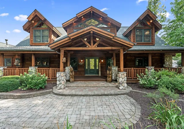 4th image of 4489 Clara Louise Ct, Saline, MI 48176 | MLS# 20261060567