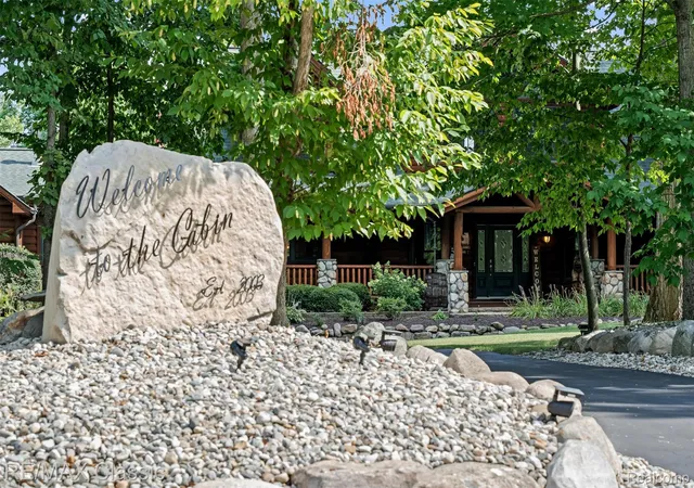 48th image of 4489 Clara Louise Ct, Saline, MI 48176 | MLS# 20261060567