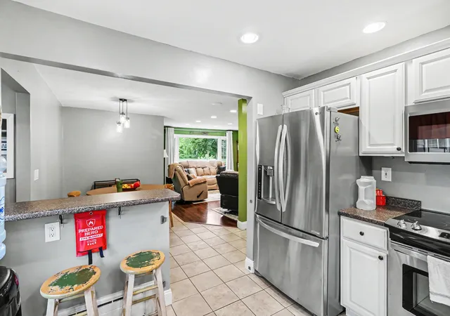Photo 3 of Single family home for sale at 1134 S 24th Street, Battle Creek, MI 49015 | MLS# 66026040178 | Listing updated on 2026-09-07