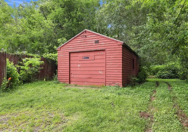 21st image of 617 N 3rd St, Niles, MI 49120 | MLS# 69026040174