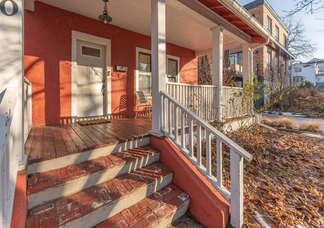 Photo 3 of Single family home for sale at 210 W Kingsley St, Ann Arbor, MI 48103 | MLS# 81026040177 | Listing updated on 2026-09-03