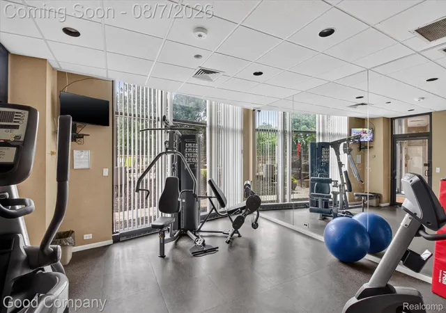Photo 4 of Condo for sale at 5000 Town Ctr #1402, Southfield, MI 48075 | MLS# 20261060582 | Listing updated on 2026-09-09