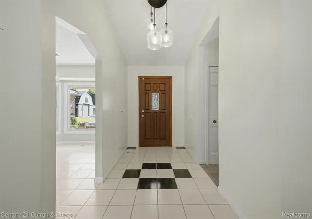 2nd image of 35903 Howard Rd, Farmington Hills, MI 48331 | MLS# 20261060586