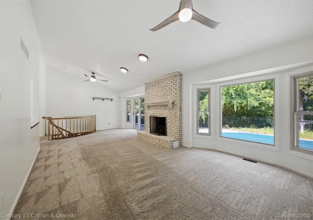 3rd image of 35903 Howard Rd, Farmington Hills, MI 48331 | MLS# 20261060586