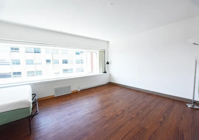 2nd image of 555 E William St #8k, Ann Arbor, MI 48104 | MLS# 81026040185