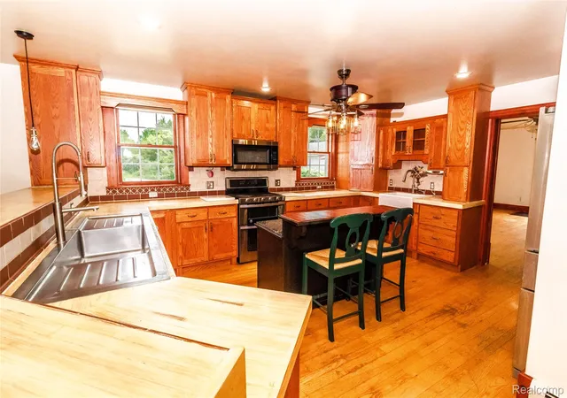 Photo 3 of Single family home for sale at 4667 Montgomery Rd, Marlette, MI 48453 | MLS# 20261060598 | Listing updated on 2026-09-16