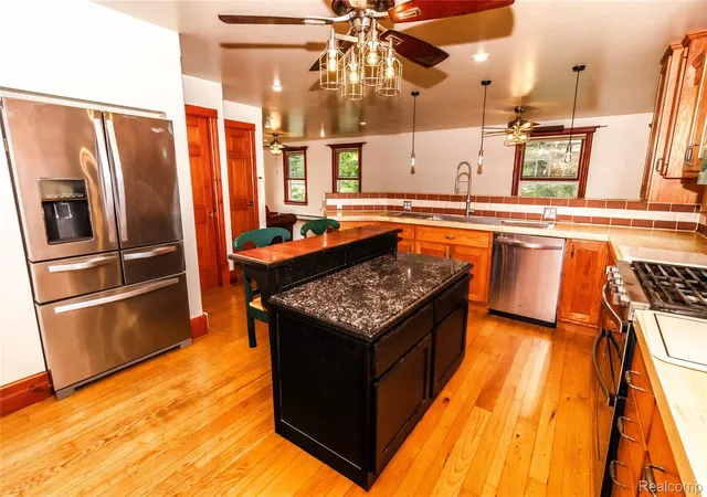 Photo 4 of Single family home for sale at 4667 Montgomery Rd, Marlette, MI 48453 | MLS# 20261060598 | Listing updated on 2026-09-16