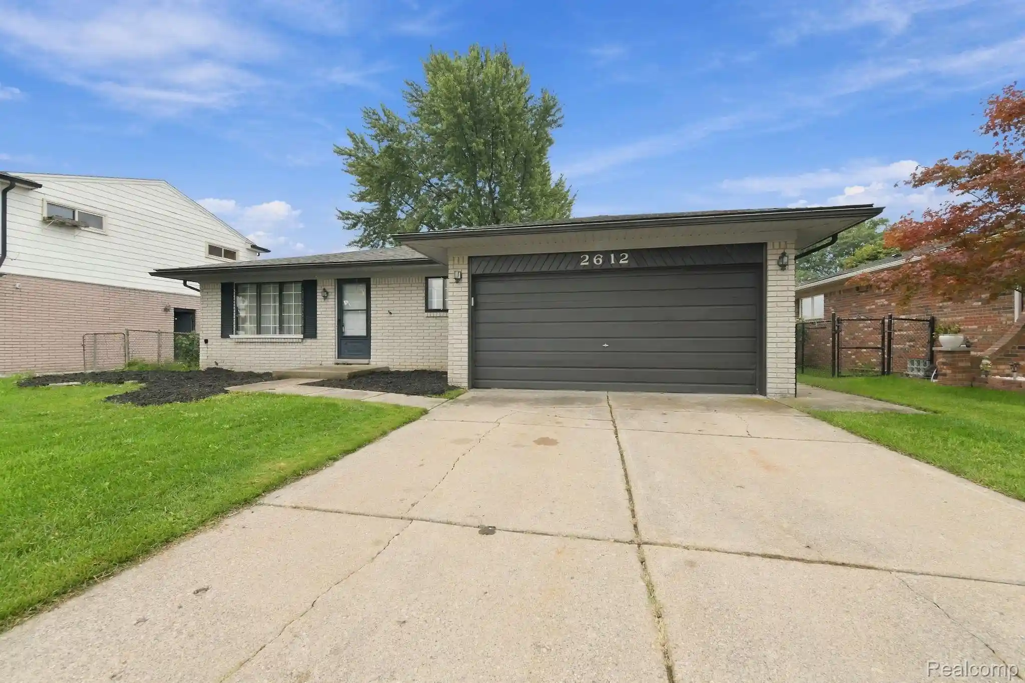 Photo 1 of Single family home for sale at 2612 Michael Dr, Sterling Heights, MI 48310 | MLS# 20261060604 | Listing updated on 2026-10-31