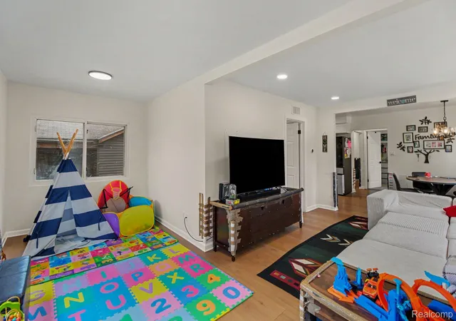 Photo 3 of Single family home for sale at 3245 Harris St, Ferndale, MI 48220 | MLS# 20261060613 | Listing updated on 2026-09-10