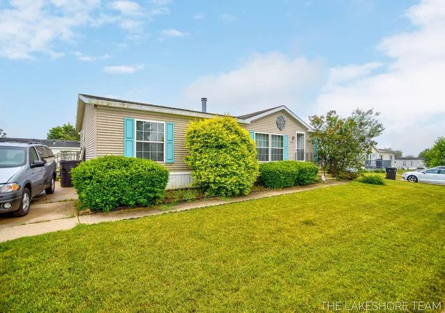 3rd image of 3274 Barbaray Wy, Holland, MI 49424 | MLS# 71026040192