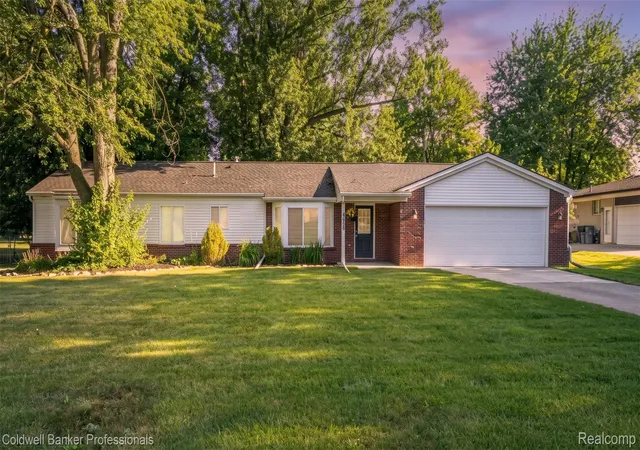 Photo 1 of Sale Pending at 5475 Botsford Ave, Sterling Heights, MI 48310 | MLS# 20261060628 | Listing updated on 2026-09-12